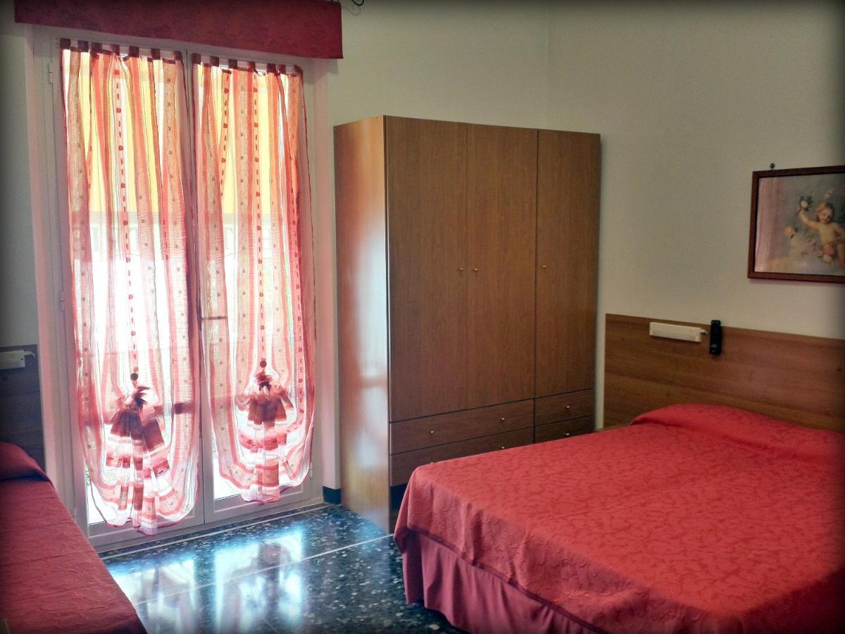 Hotel Triestina Ноли Экстерьер фото