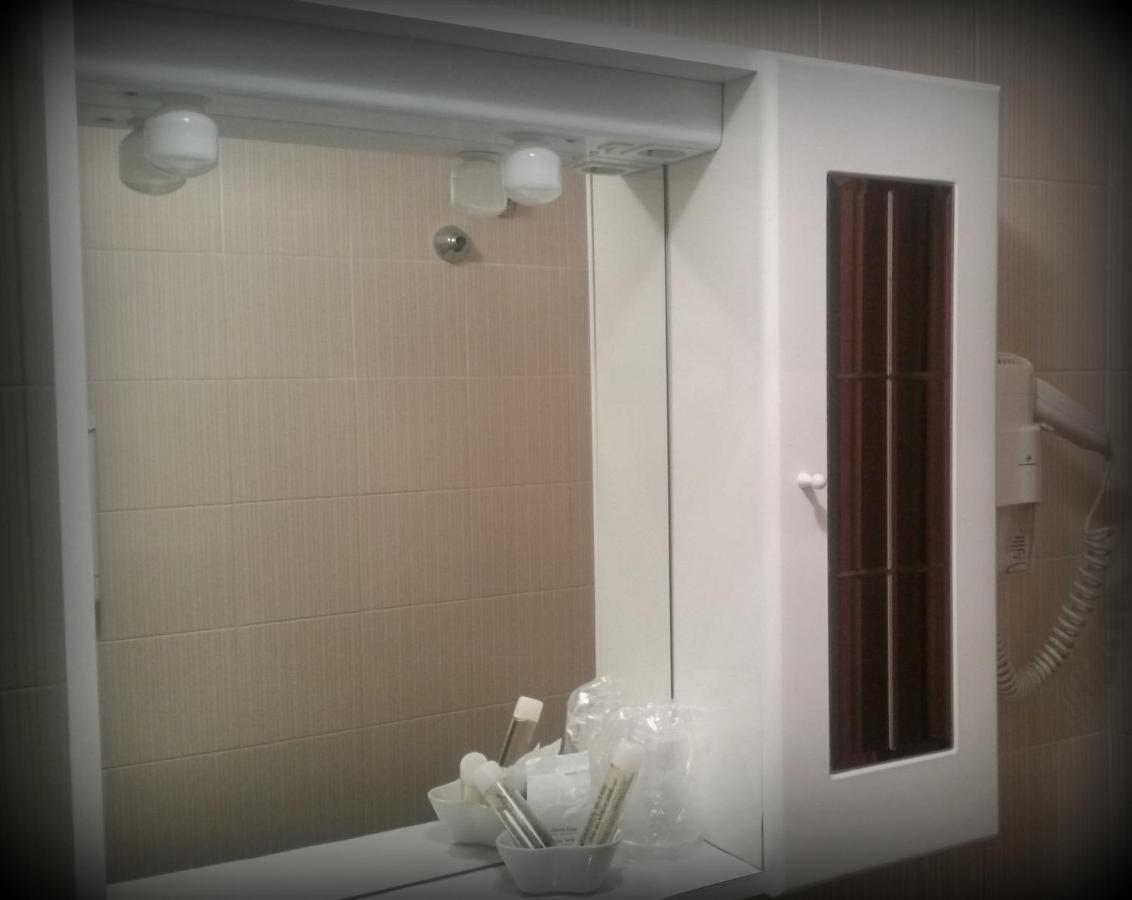 Hotel Triestina Ноли Экстерьер фото